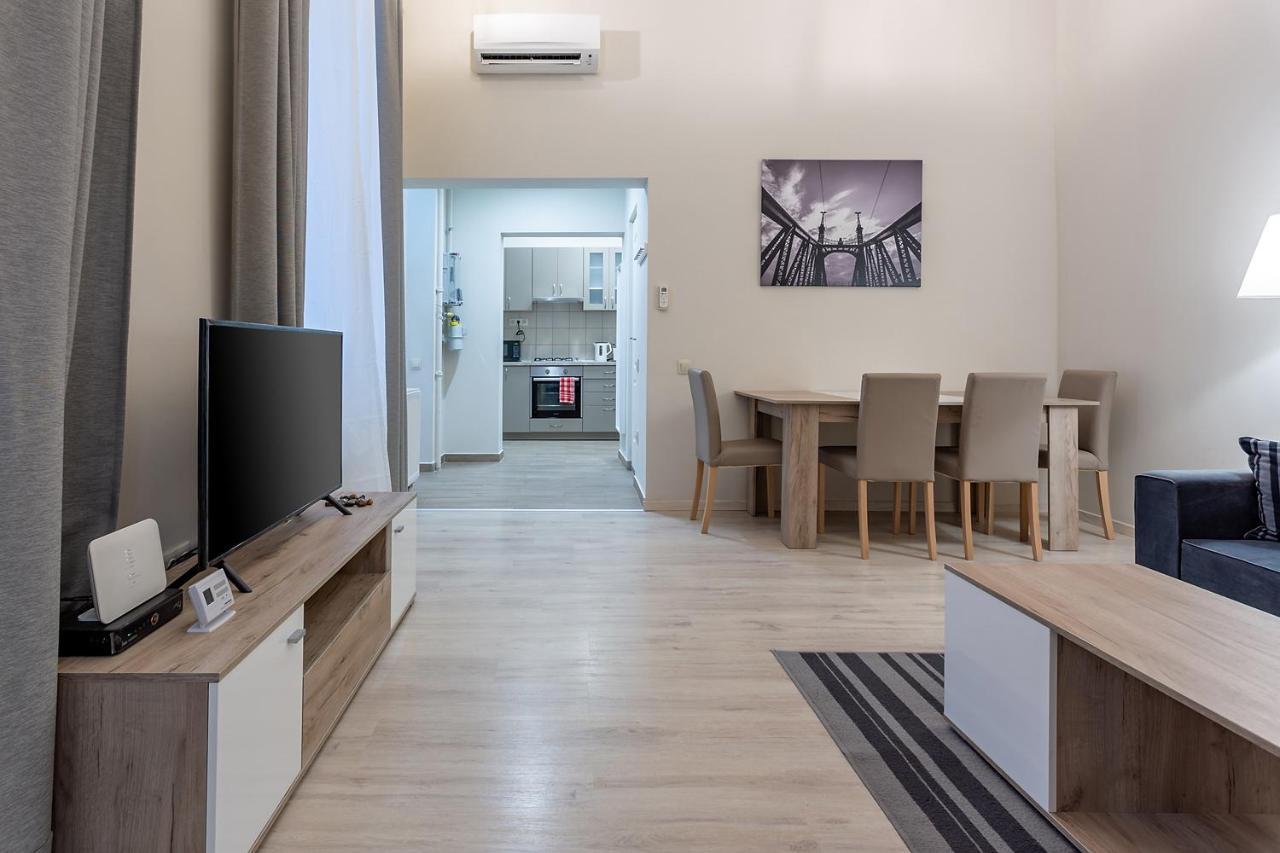 Goldcentral Apartment Akacfa Budapest Kültér fotó