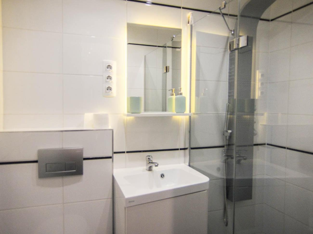 Goldcentral Apartment Akacfa Budapest Kültér fotó